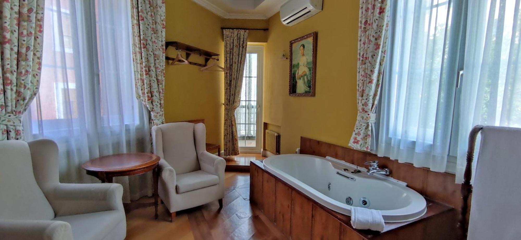 Hotel Posada Don Jaime San Lorenzo de El Escorial Rom bilde