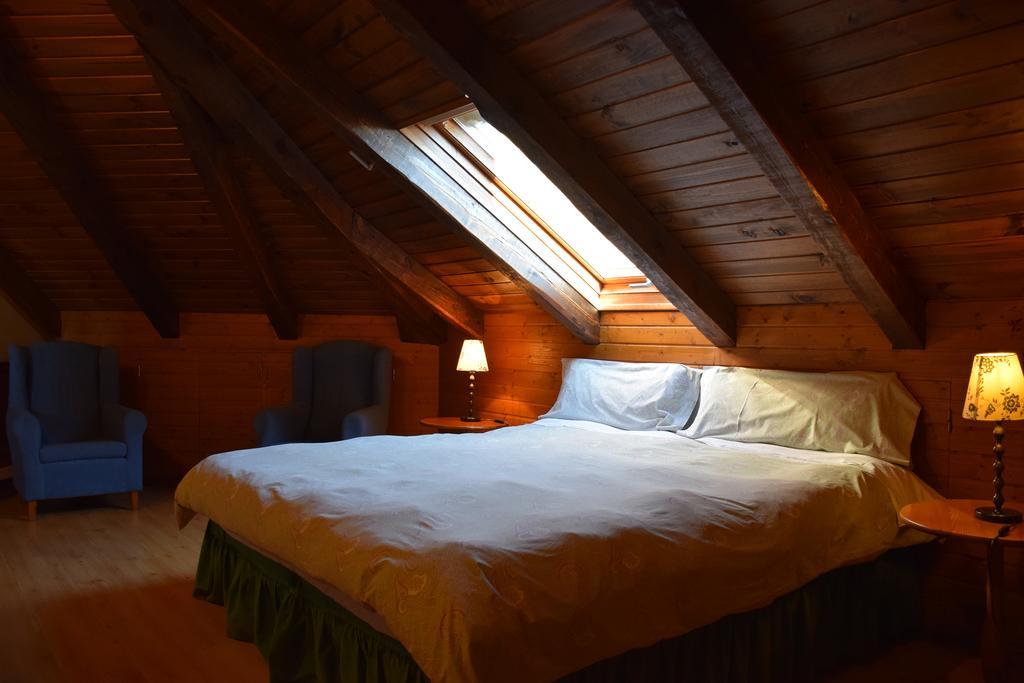 Hotel Posada Don Jaime San Lorenzo de El Escorial Rom bilde